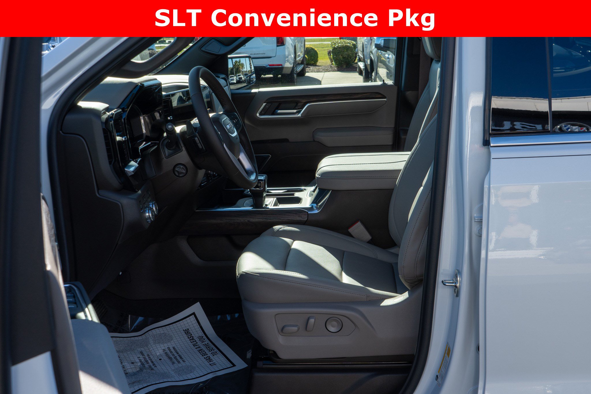 Used 2026 GMC Sierra 1500 SLT w/ SLT Premium Package AWD/4WD image 18