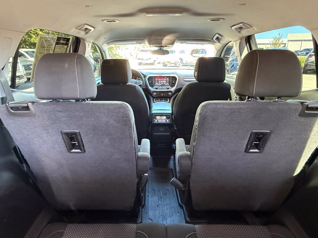 Used 2020 GMC Acadia SLE w/ LPO, Floor Liner Package FWD image 38
