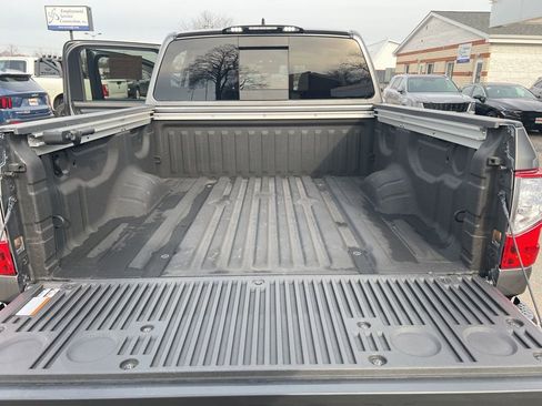 Certified 2024 Nissan Titan SV w/ SV Convenience Package image 12