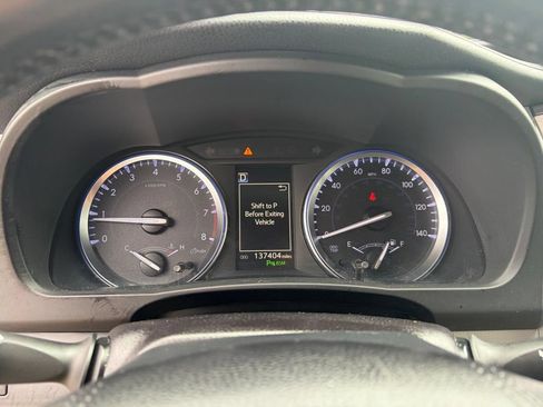 Used 2018 Toyota Highlander Limited AWD/4WD image 33