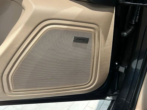 Certified 2026 Porsche Macan image 26