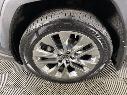 Used 2019 Toyota RAV4 Limited w/ Advanced Technology Package AWD/4WD image 14