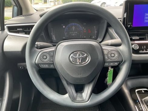 Used 2026 Toyota Corolla LE FWD image 21