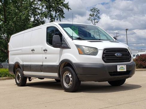 Used 2016 Ford Transit 250 130 Low Roof RWD image 8