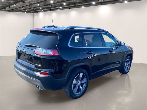 Used 2019 Jeep Cherokee Limited AWD/4WD image 7