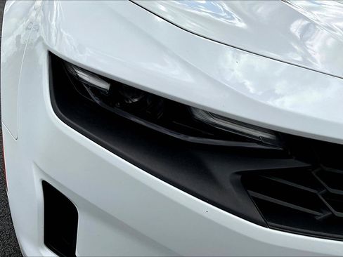 Used 2024 Chevrolet Camaro LT image 30