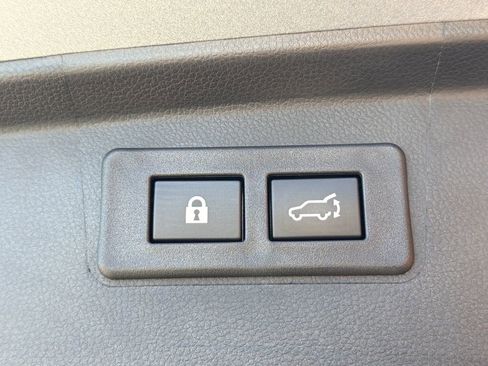 Used 2025 Subaru Outback Premium w/ Popular Package #1A image 34