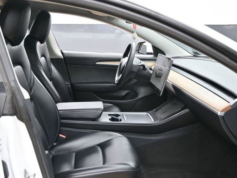 Used 2023 Tesla Model 3 Standard Range RWD image 40