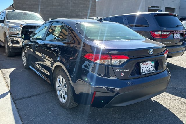 Used 2025 Toyota Corolla LE FWD image 6