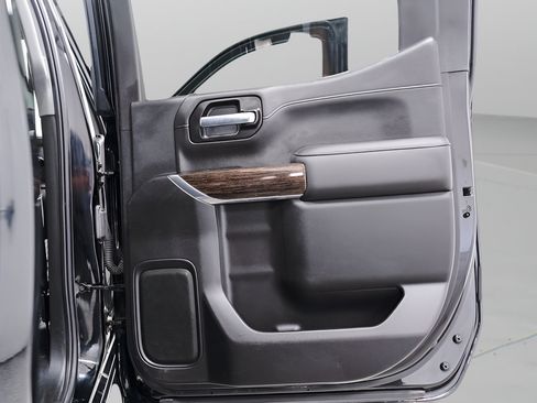 Used 2021 GMC Sierra 1500 Elevation w/ LPO, Elevation Black Package AWD/4WD image 29