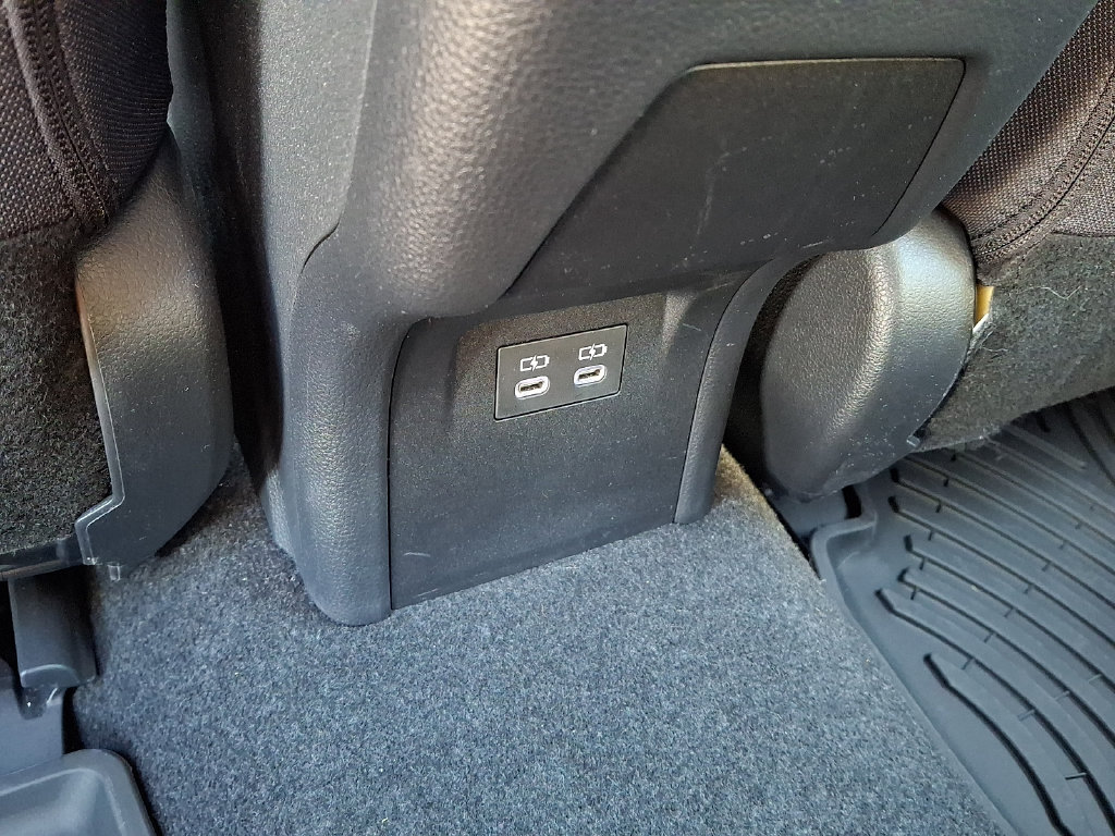 Used 2023 Toyota Prius LE AWD/4WD image 14