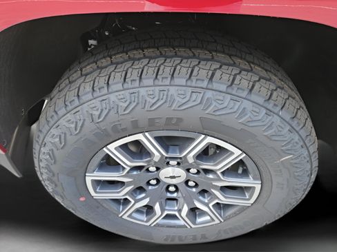 New 2026 Chevrolet Colorado Z71 w/ Technology Package image 10