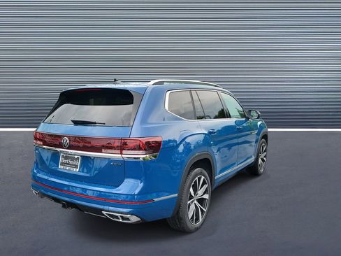 New 2026 Volkswagen Atlas SEL Premium R-Line image 3