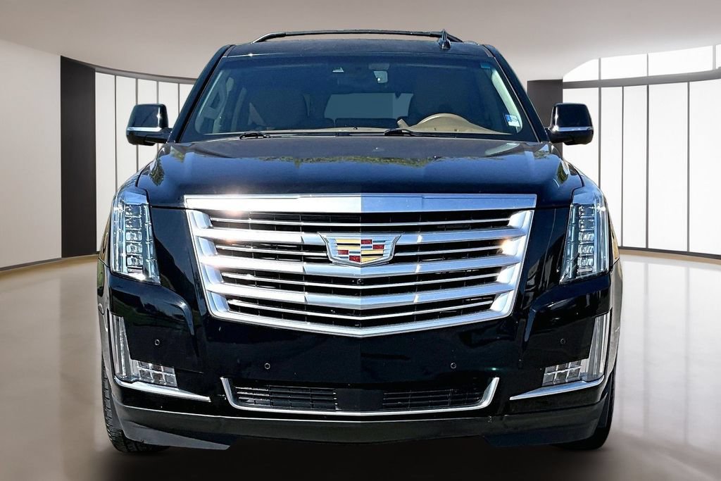 Used 2015 Cadillac Escalade Platinum AWD/4WD image 3
