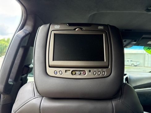 Used 2018 Cadillac Escalade Platinum AWD/4WD image 23