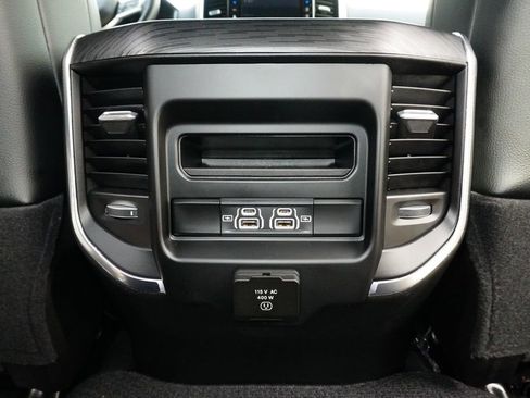 Used 2024 RAM 2500 Laramie w/ Night Edition image 22