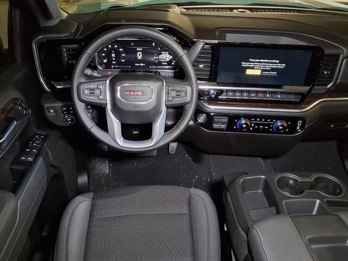 New 2026 GMC Sierra 1500 SLE w/ X31 Off-Road Package AWD/4WD image 14