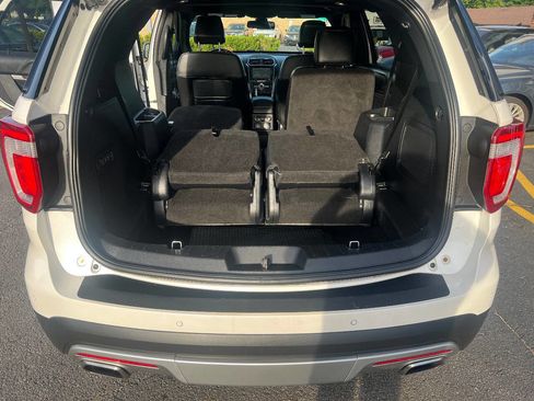 Used 2016 Ford Explorer Platinum AWD/4WD image 16
