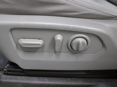 Used 2021 Chevrolet Silverado 1500 LT image 14