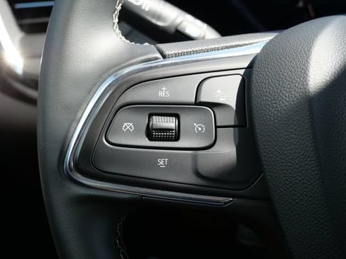 Used 2025 Buick Encore GX Preferred AWD/4WD image 25