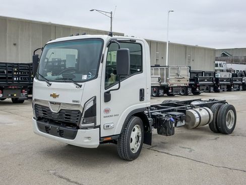 New 2025 Chevrolet Low Cab Forward 5500 XD image 7
