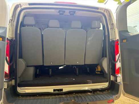 Used 2016 Ford Transit 350 XLT RWD image 7