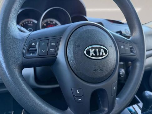Used 2010 Kia Forte EX FWD image 15