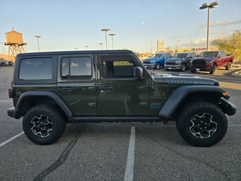 Used 2023 Jeep Wrangler Unlimited Rubicon 4xe w/ Cold Weather Group AWD/4WD image 4