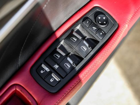 Used 2019 Maserati Ghibli S image 41