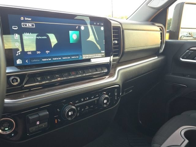 Used 2024 Chevrolet Silverado 2500 LT w/ All Star Edition AWD/4WD image 28