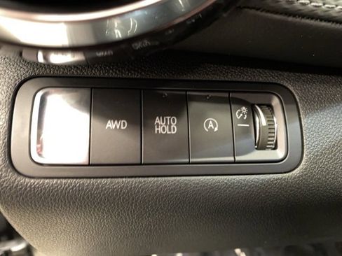 New 2026 Chevrolet Equinox LT image 21