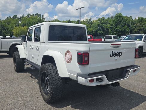 Used 2022 Jeep Gladiator Overland AWD/4WD image 5