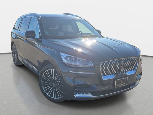 Certified 2023 Lincoln Aviator Black Label w/ Dynamic Handling Package image 3