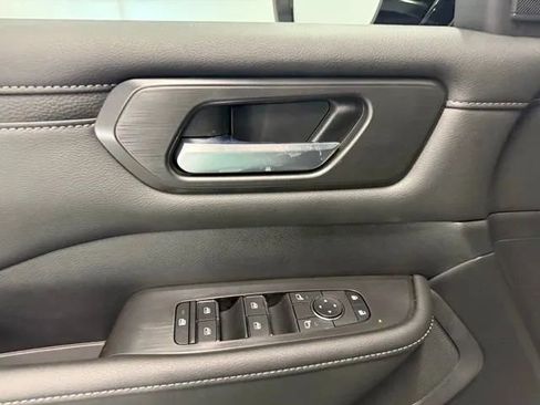 New 2026 Nissan Armada SV image 14