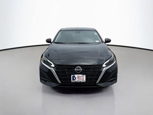 Used 2024 Nissan Altima 2.5 S FWD image 2