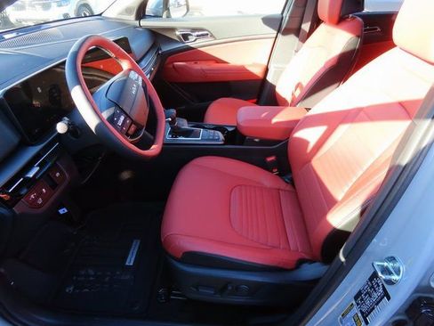 New 2026 Kia Sportage SX FWD image 38