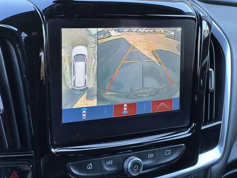 Used 2019 Chevrolet Traverse Premier image 19