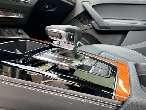 Used 2023 Audi Q5 2.0T Premium Plus w/ Premium Plus Package image 17