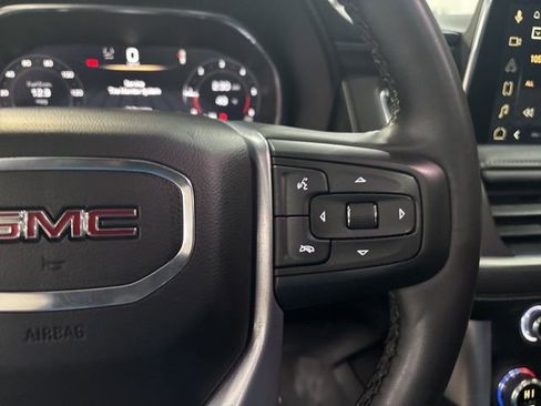 Used 2023 GMC Yukon XL SLT w/ SLT Premium Package image 20