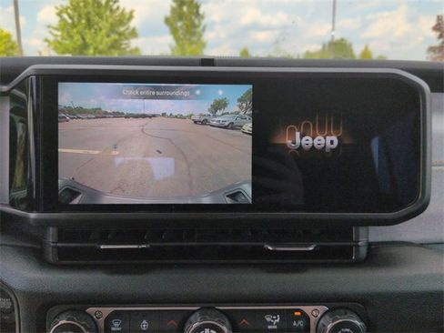 New 2025 Jeep Gladiator Sport image 24