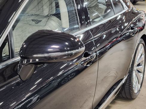 Used 2021 Bentley Flying Spur V8 AWD/4WD image 34