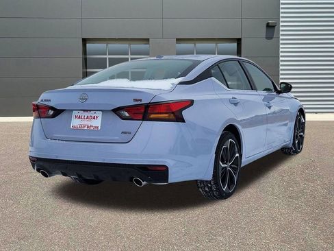 New 2025 Nissan Altima 2.5 SR w/ SR Premium Package AWD/4WD image 5