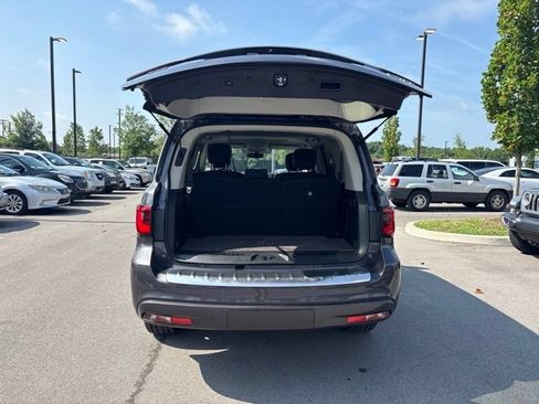 Used 2022 INFINITI QX80 Luxe w/ Cargo Package AWD/4WD image 11