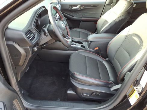 Used 2025 Ford Escape ST-Line Select w/ Tech Pack #1 image 5