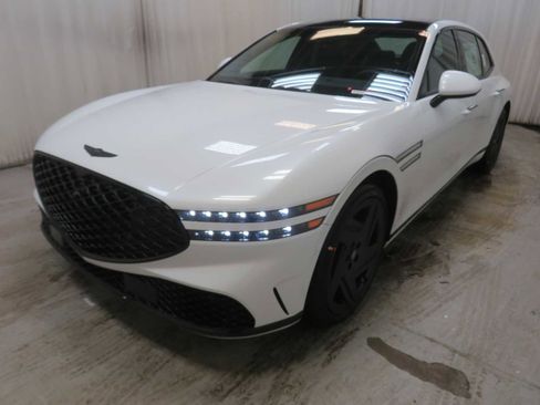 New 2026 Genesis G90 3.5T Prestige image 3