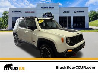 Used 2023 Jeep Renegade Trailhawk w/ Trailhawk Elite Group video 1