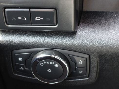 Used 2019 Ford F150 XLT w/ Equipment Group 302A Luxury AWD/4WD image 20