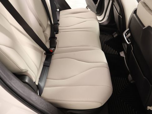 Used 2025 Acura RDX SH-AWD image 14