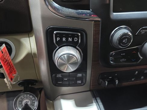 Used 2014 RAM 1500 Laramie image 14