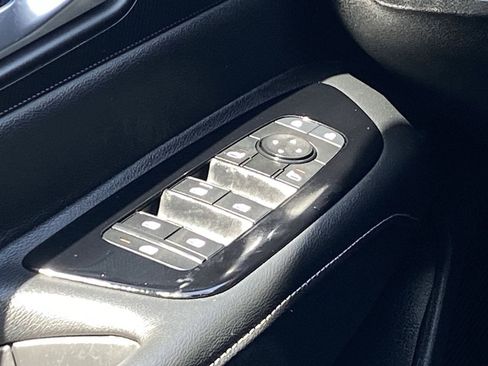 Certified 2026 Nissan Murano SV AWD/4WD image 28